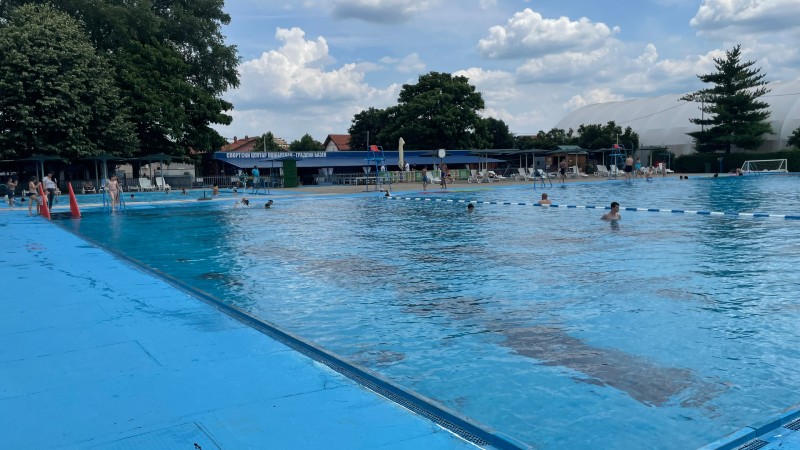 Besplatno zdravstveno – korektivno i takmičarsko plivanje za decu